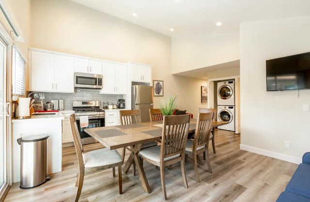@ Marbella Lane 6BR Duplex in Downtown San Jose