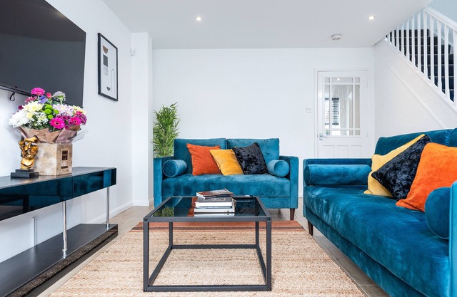 Marham close 3 bed apartment