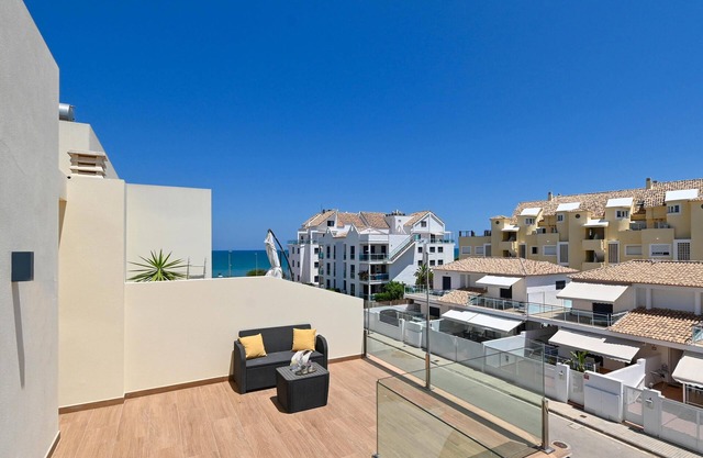 Marina A6 4 pax - Denia, Costa Blanca