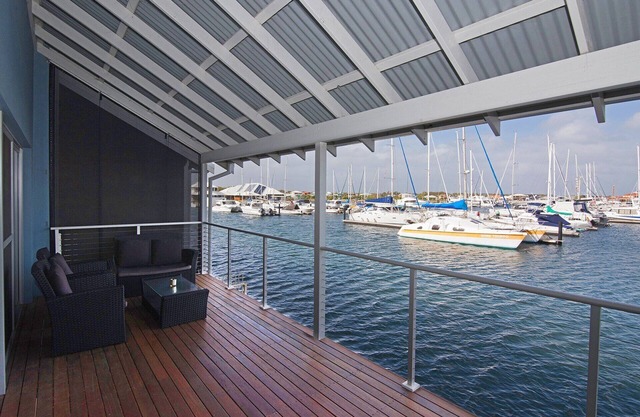 Marina Views- WIFI, 2x Kayaks