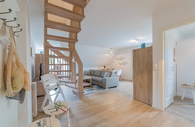 Maritime maisonette with balcony, garden, sauna house and only 300m to the beach.