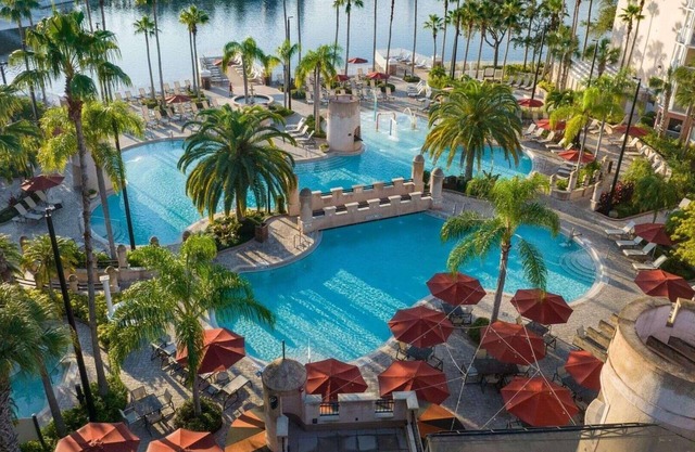 Marriott's Grande Vista Studio: Your Orlando Oasis for Family Fun and Relaxation