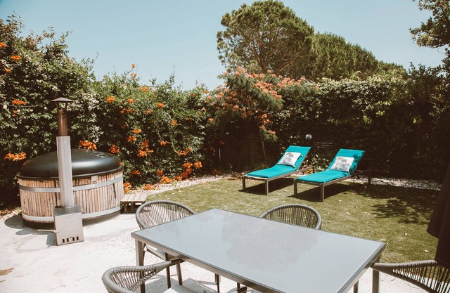 Marselan - Mas des Jeux Holiday Homes