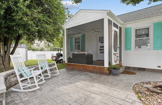 Maryland View. Charming 2-bedroom cottage, water view, walk to beac/boardwalk.