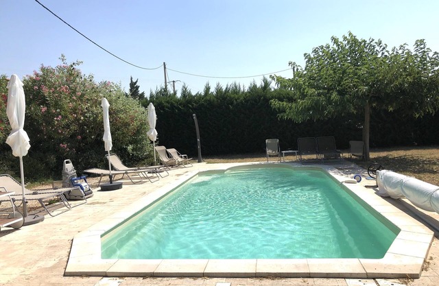 Mas de caractère with swimming pool facing the owner's vineyard