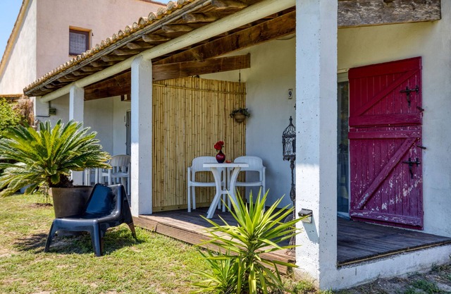 'Mas des Cypres - Mazet 9' with Private Terrace, Shared Garden and Wi-Fi