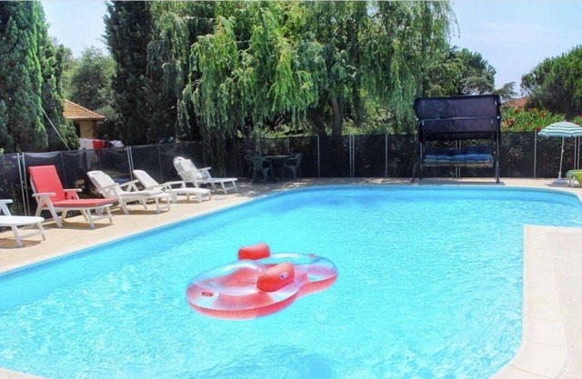 Mas nestled among vineyards close to Canet plage