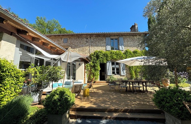 MAS PROVENCAL, AT THE FOOT OF THE VERCORS - A HAVEN OF PEACE AND PEACE