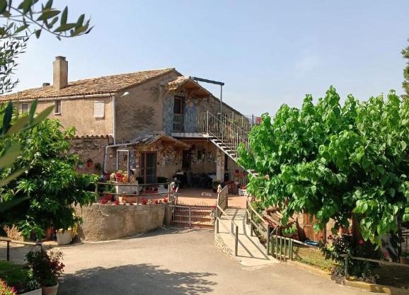 Masia La Roca