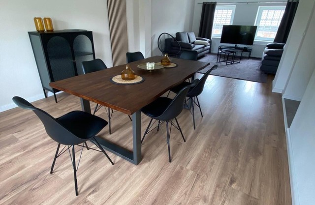 Masoinette apartment with 6 beds directly at Messe Essen