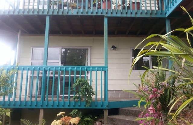 Matauwhi Bay garden apartment