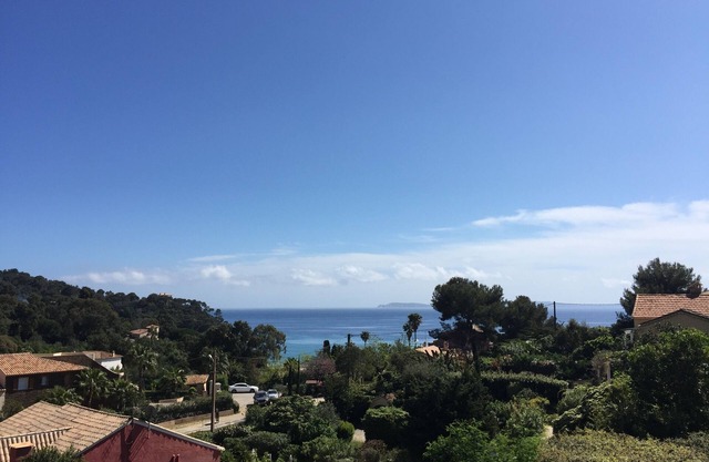 MAZET with superb sea view and beautiful terrace - 500 m beach