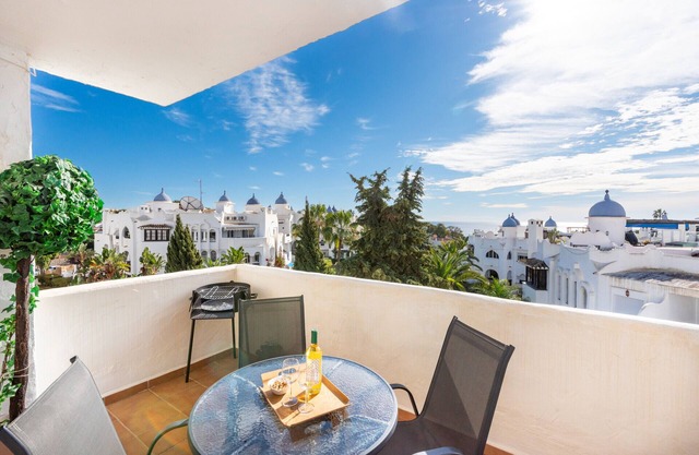 Medina Penthouse | Pool, Terrace & Sea Glimpse in Calahonda