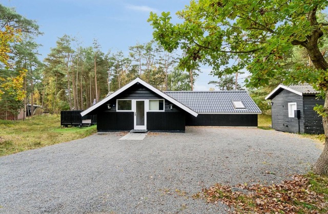 "Menke" - 150m from the sea by Interhome
