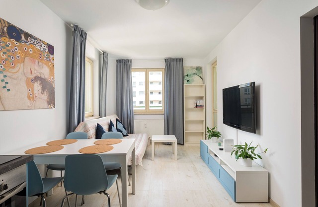 Metro Wilanowska Comfort Apartment