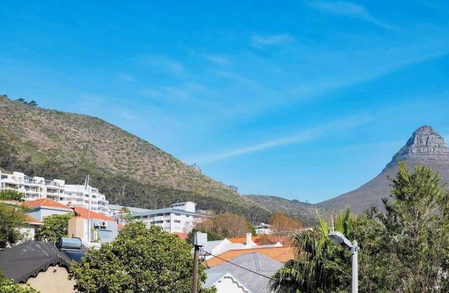 Metropole East of Main Sea Point Retreat