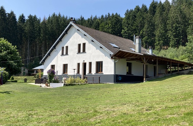Meublé de tourisme in an old farmhouse for 4 people (2 stars)