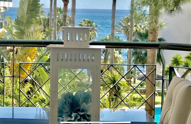 Mi CAPRICHO 9A BEACHFRONT:Apartment with sea view