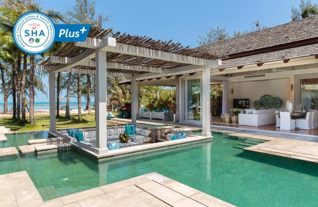 Mia Beach, beach villa and events