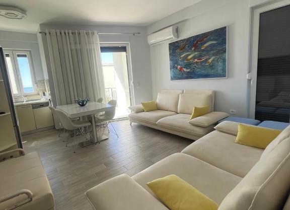 Miar Seaside Apartment Dhërmi