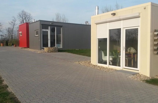 Micro house apartment with 1 bedroom and garden view