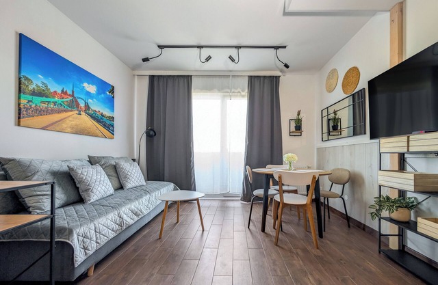 MicroHome Promenady Two-Level Apartment