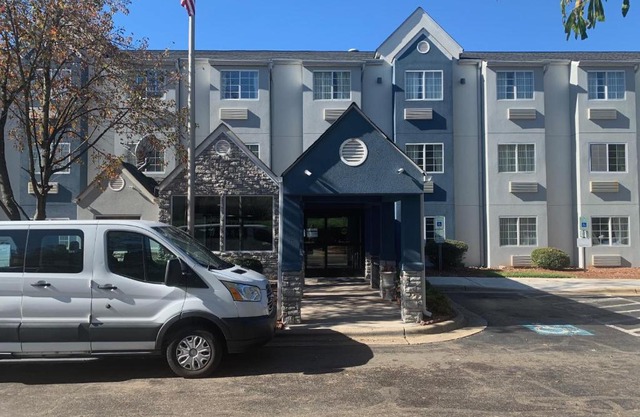 Microtel Inn by Wyndham Charlotte Airport
