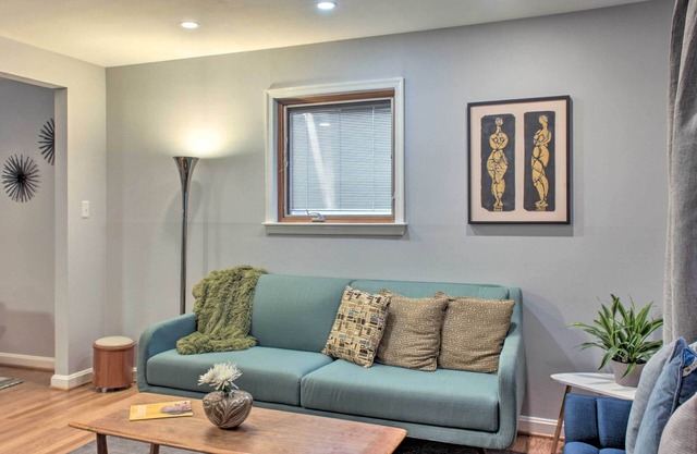 Mid-Century Gem: Dog-Friendly Home Near DC!