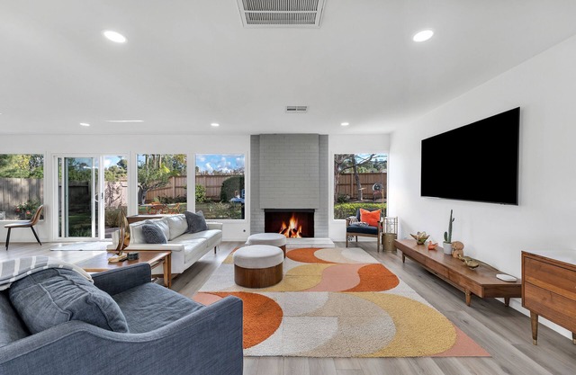 Mid-Century Modern Eichler Home - Lilian