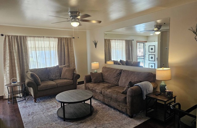 Mid-Century Modern nCharm in Steubenville