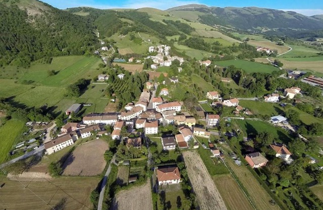 Mille papaveri rossi casa Ruggero