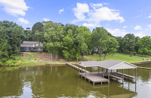 Million Dollar Lakeview on Lake Bob Sandlin