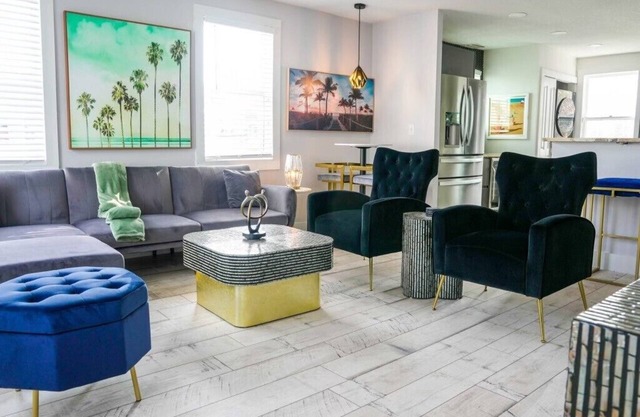 Mini Boutique Hotel Unit 123 THE ELLA by EVRH