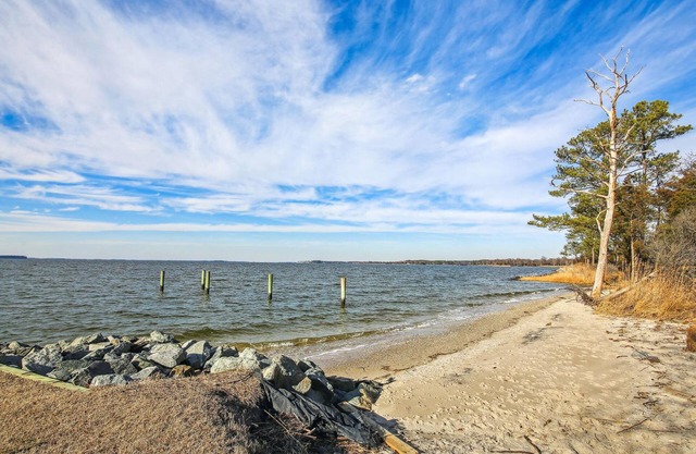 Minutes from Downtown Easton and St. Michaels | Pool | Private Dock | Golf Cours