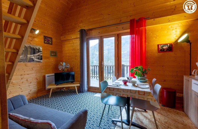 MIRANTIN - QUEIGE - Gîte
