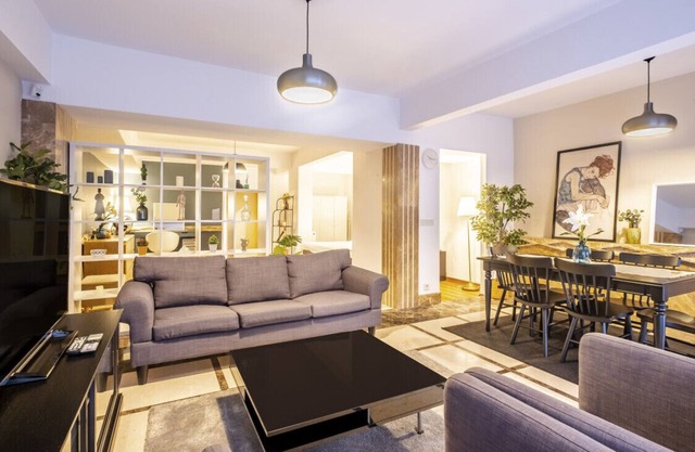 Missafir Studio Flat w/ Backyard in Nisantasi