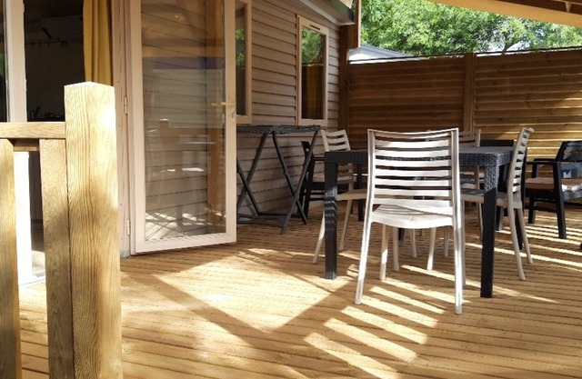 Mobil-home 3 bedrooms 6 pers 3 star campsite riverside near beaches