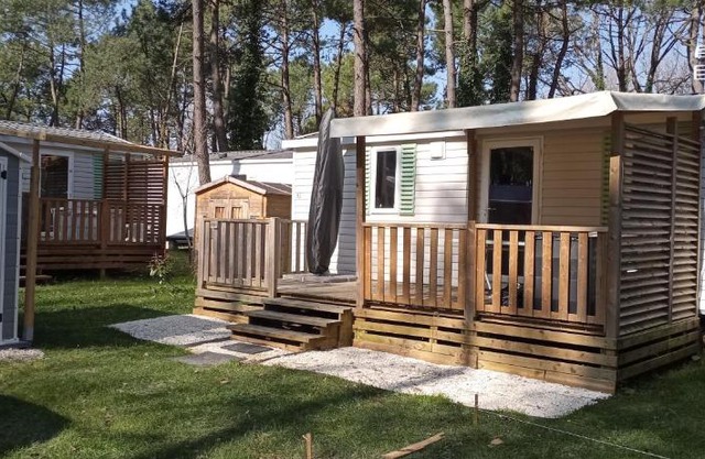 Mobil-home confort dans impasse boisée