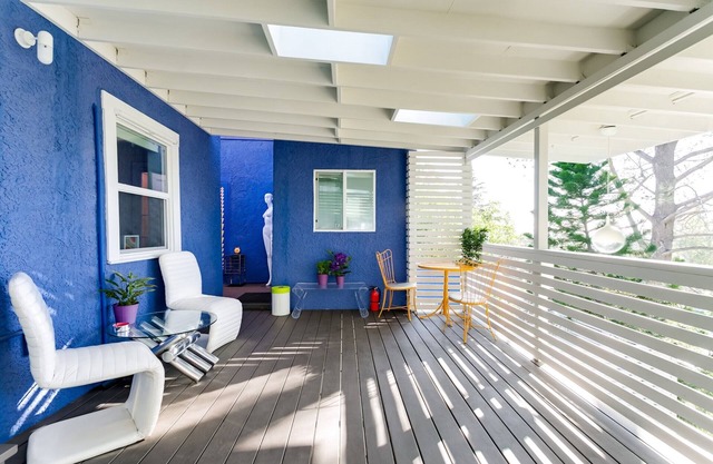 Mod Pop-Art Pad in Silver Lake, Balcony with Park View