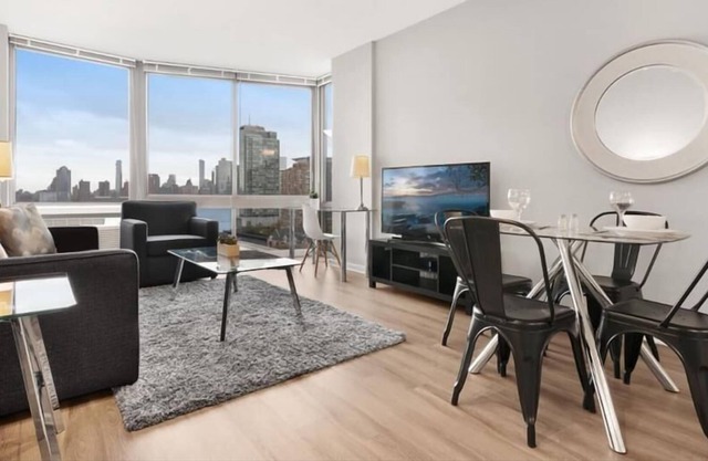 Modern 1BR | Upscale Amenities | Heart of Jersey City | by GLS