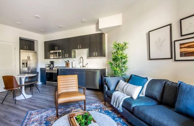 Modern 2-Bedroom Living at Revela w Pool