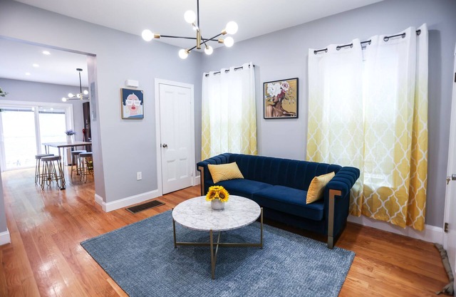 Modern 2BR/Close to Boston with a lovely outdoor space