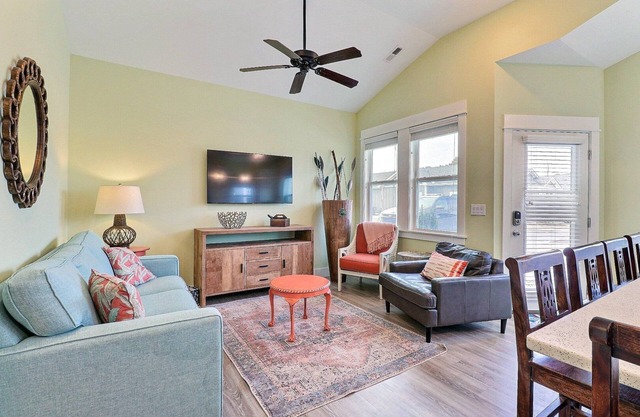 Modern 2BR w/Pool & Beach Access – Dog Friendly