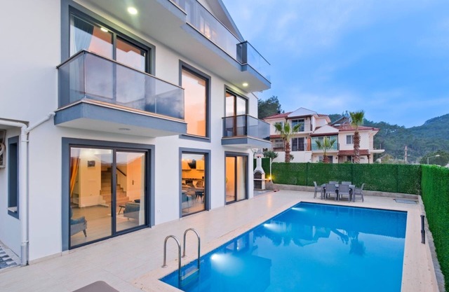 Modern 3+1 Holiday Home with Private Pool in the Heart of Hisaronu!