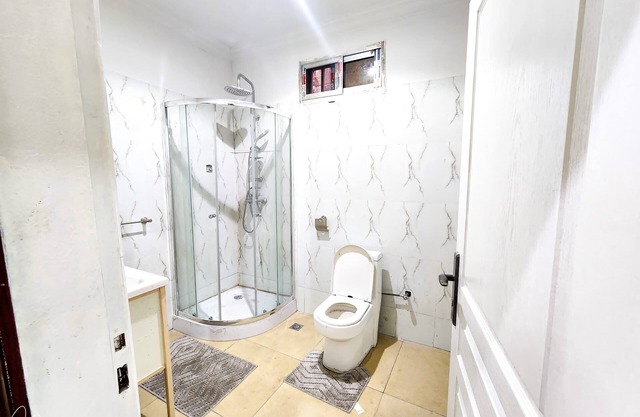 Modern 3-Bedroom Apartment in Limete Residentiel