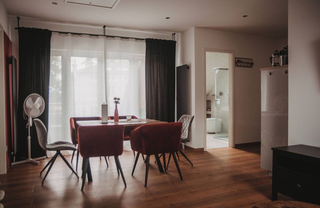 Modern 3-room apartment with private roof terrace