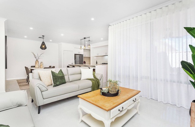 Modern 3BR Retreat + Alfresco & Double Garage