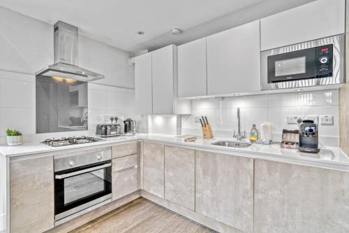 Modern and Bright 3BR Whitechapel