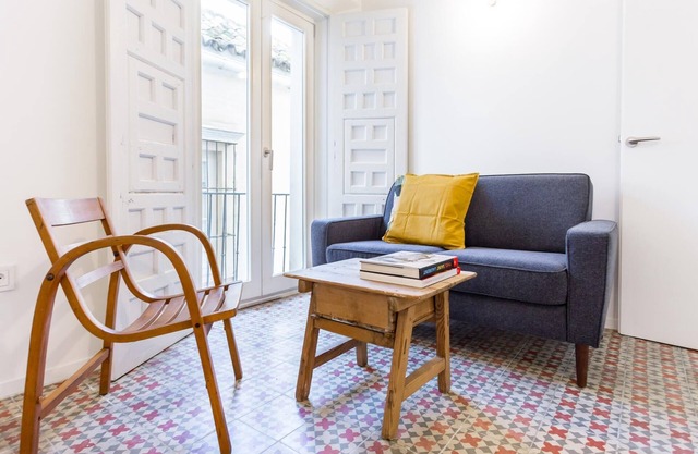 Modern and charming pied a terre in the centre of Seville, with communal terrace