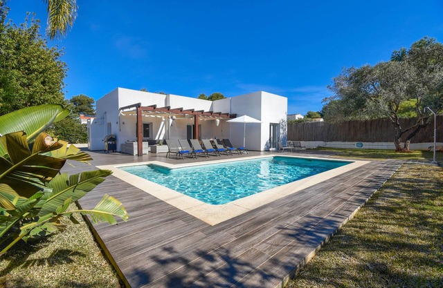 Modern and comfortable villa in Javea, Costa Blanca, Spain with private pool for 4 persons